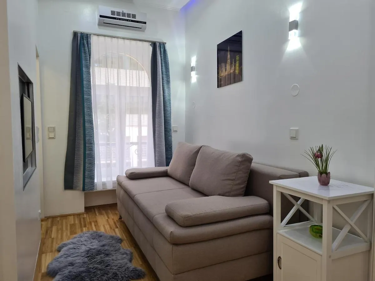 Lapi Apartment 1150 0*, Vienna Austria