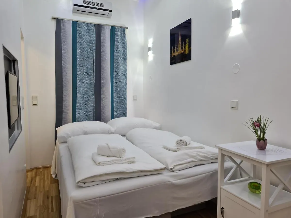 Flatprovider Lapi Gold Apartment - Contactless Check In Vienna